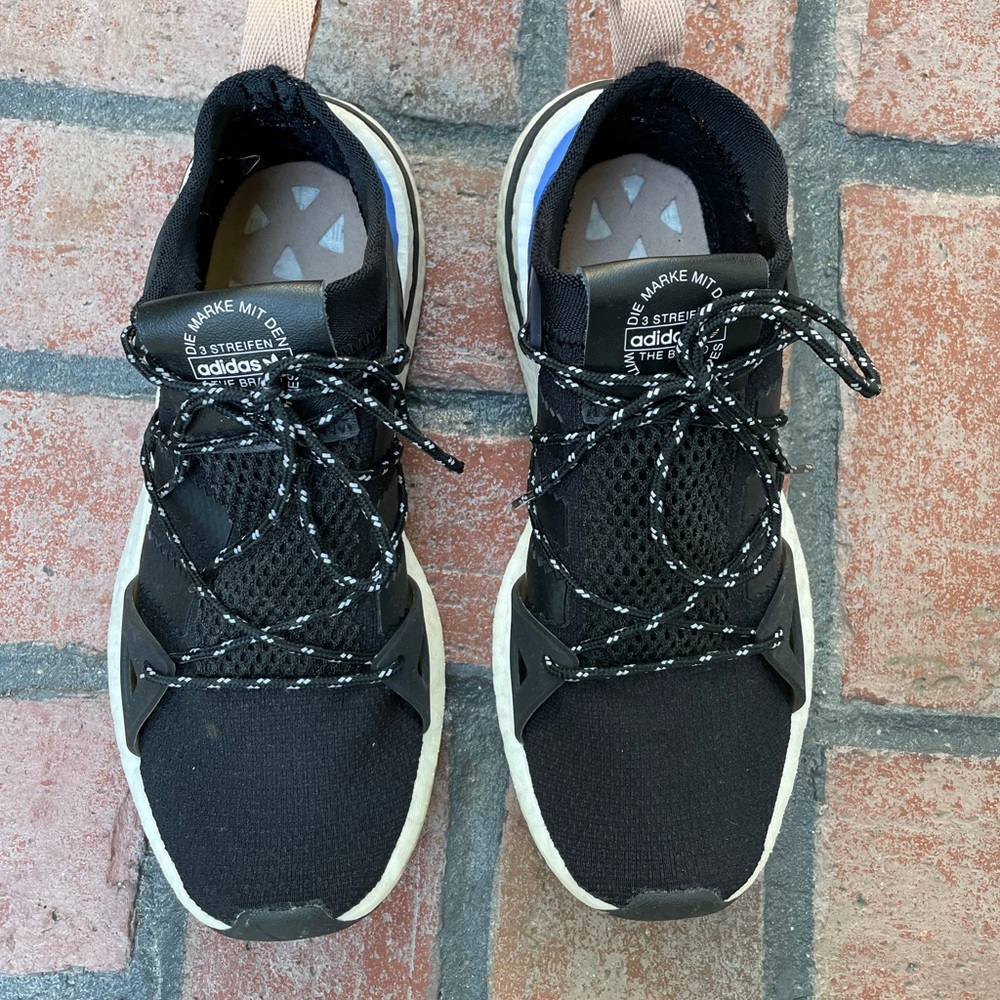 Like new Adidas Arkyn shoes!